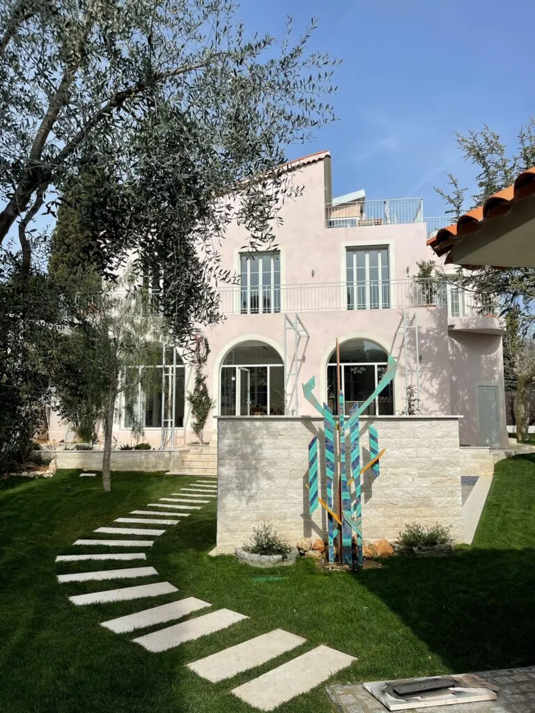 Une facade saine, nette et valorisee